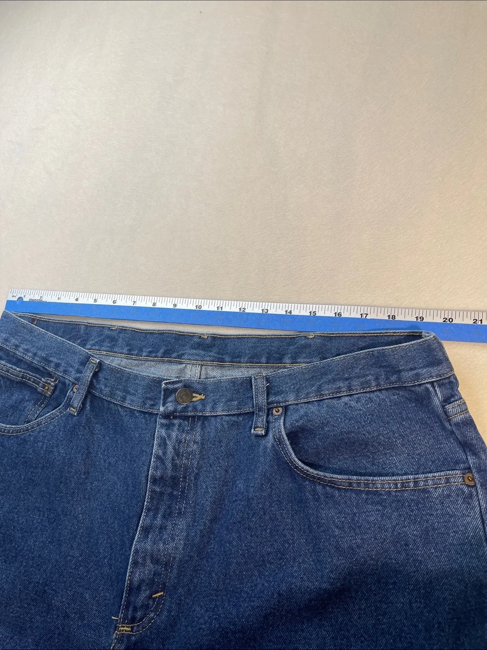 Magellan Outdoors Men's Blue DENIM  Straight-Leg Jeans SIZE 42/32